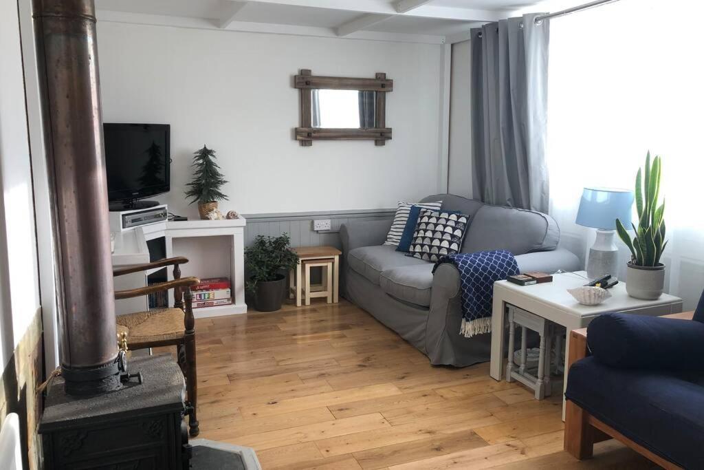 Dog Friendly Cottage 2 Mins To Beach With Hot Tub And Zappi Ev Lessingham 外观 照片