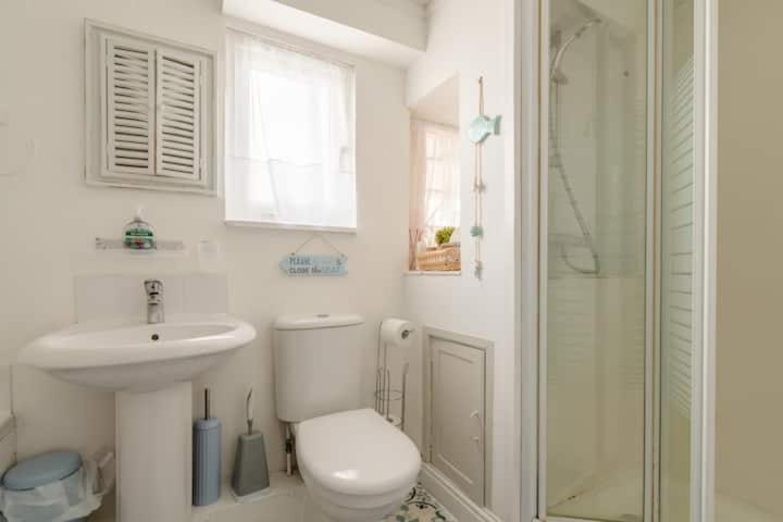Dog Friendly Cottage 2 Mins To Beach With Hot Tub And Zappi Ev Lessingham 外观 照片