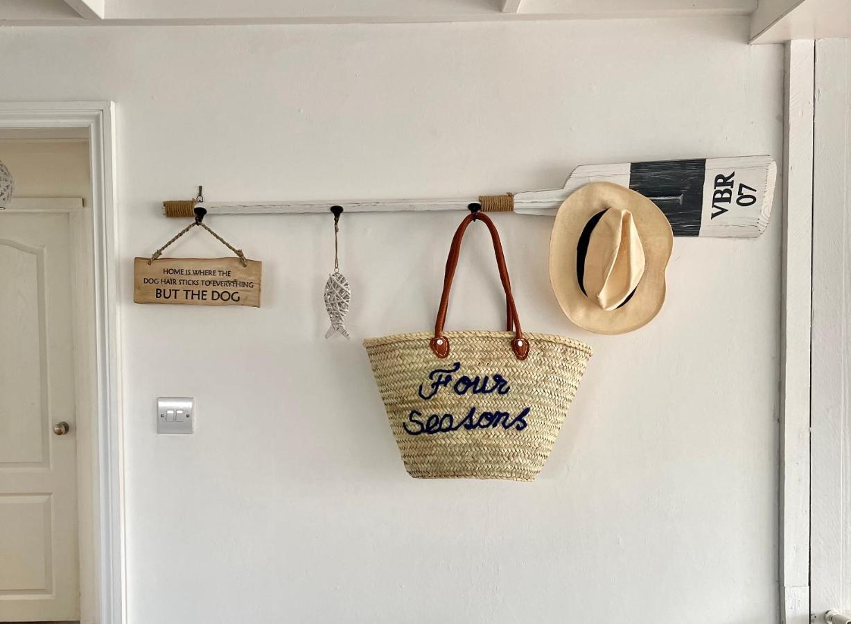 Dog Friendly Cottage 2 Mins To Beach With Hot Tub And Zappi Ev Lessingham 外观 照片