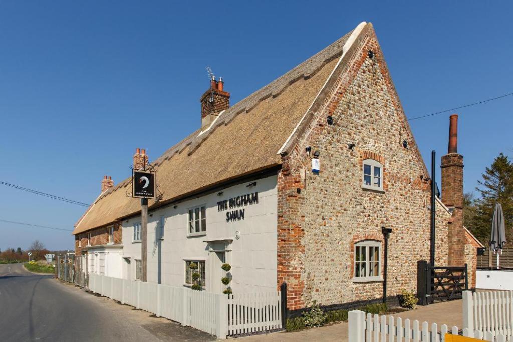 Dog Friendly Cottage 2 Mins To Beach With Hot Tub And Zappi Ev Lessingham 外观 照片